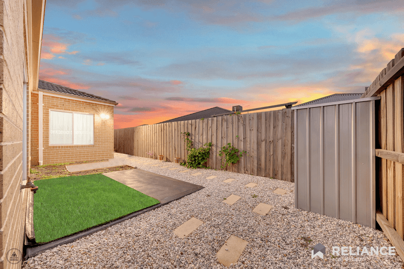 2/21 Cotton Field Way, Brookfield, VIC 3338