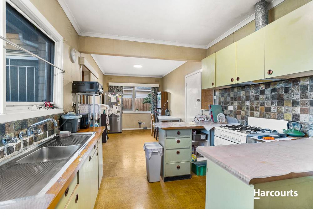 32 Dorothy Street, BURWOOD EAST, VIC 3151
