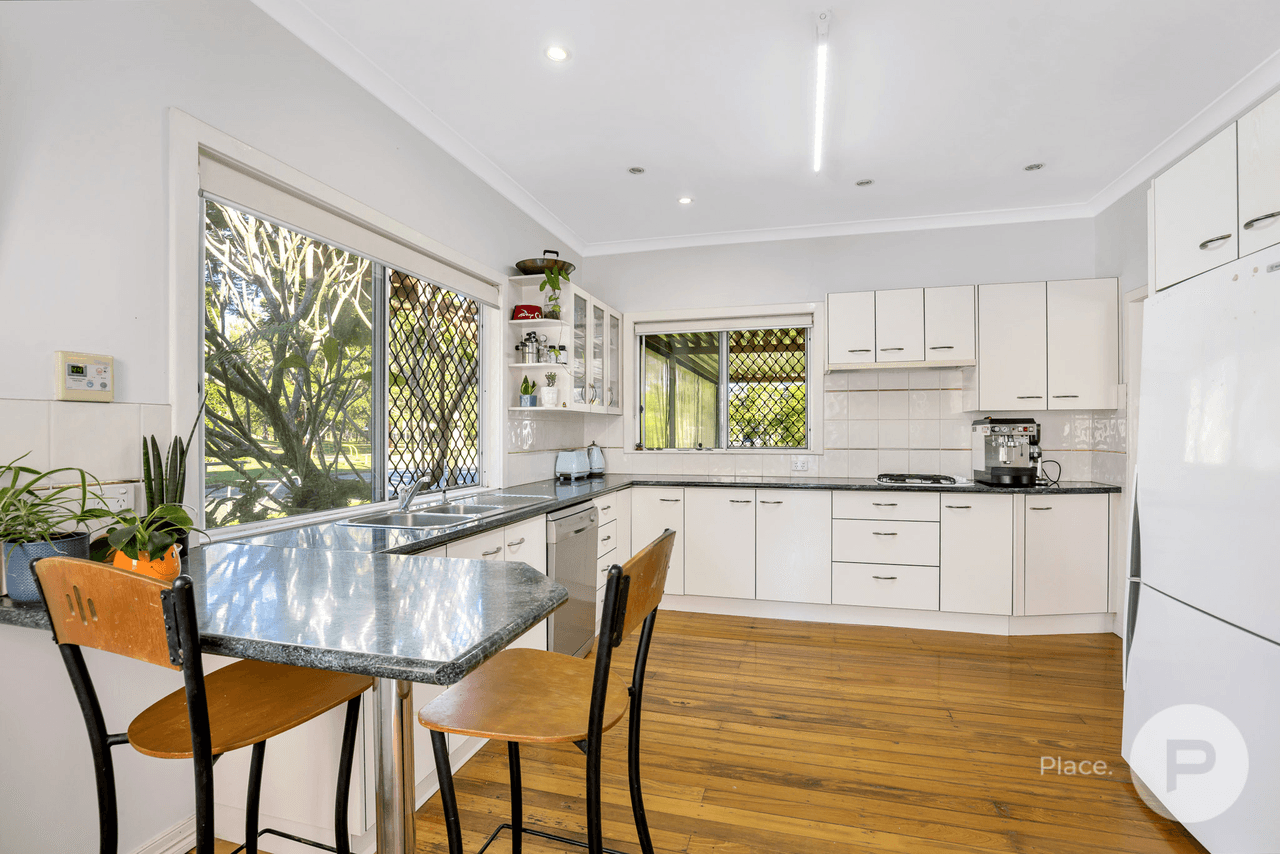 1 Elkhorn Street, ENOGGERA, QLD 4051