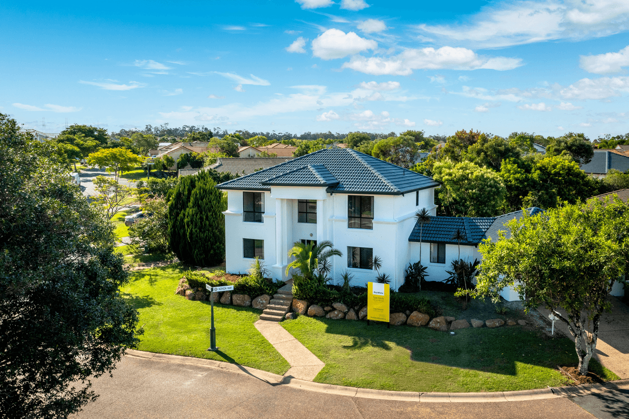 1 Elfin Street, ROBINA, QLD 4226