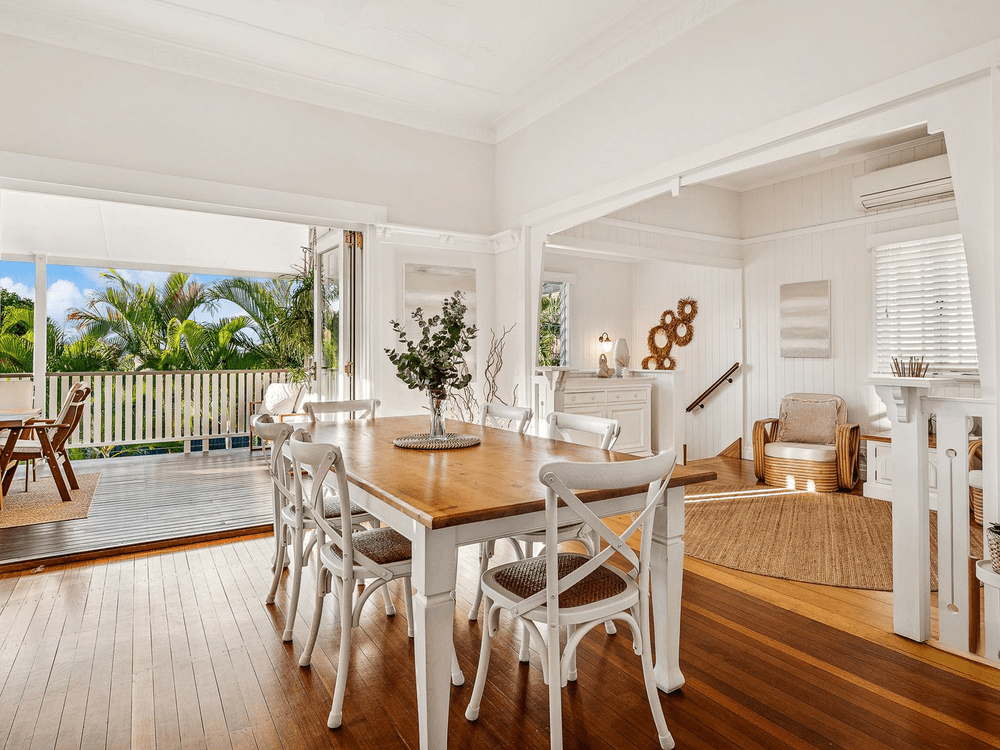 82 Bayview Terrace, CLAYFIELD, QLD 4011