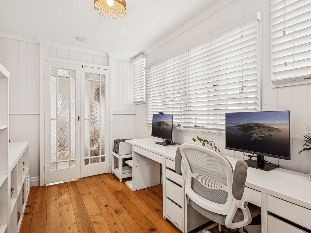 82 Bayview Terrace, CLAYFIELD, QLD 4011