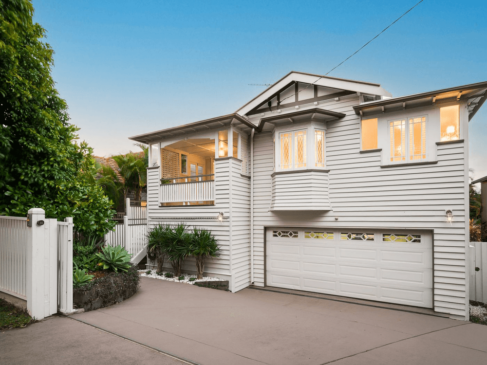 82 Bayview Terrace, CLAYFIELD, QLD 4011