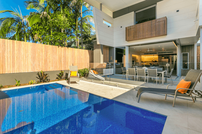 2/51 Shirley Street, BYRON BAY, NSW 2481