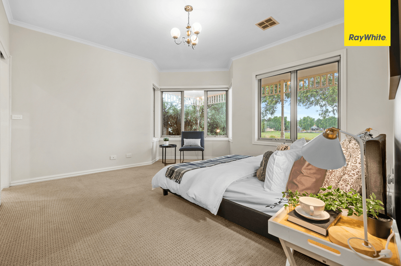 29 Otago Loop, CAROLINE SPRINGS, VIC 3023