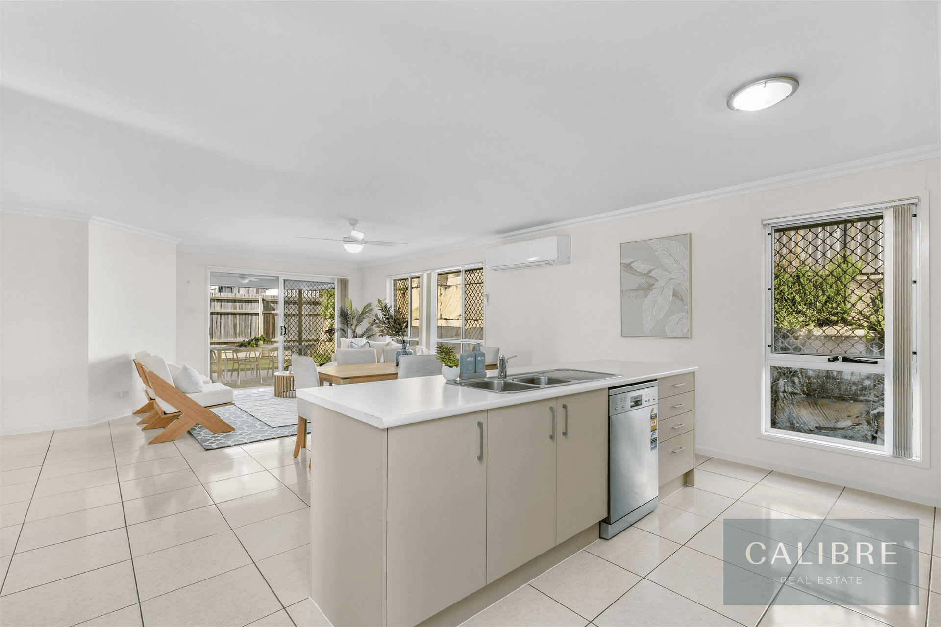 7 Corella Crescent, Warner, QLD 4500