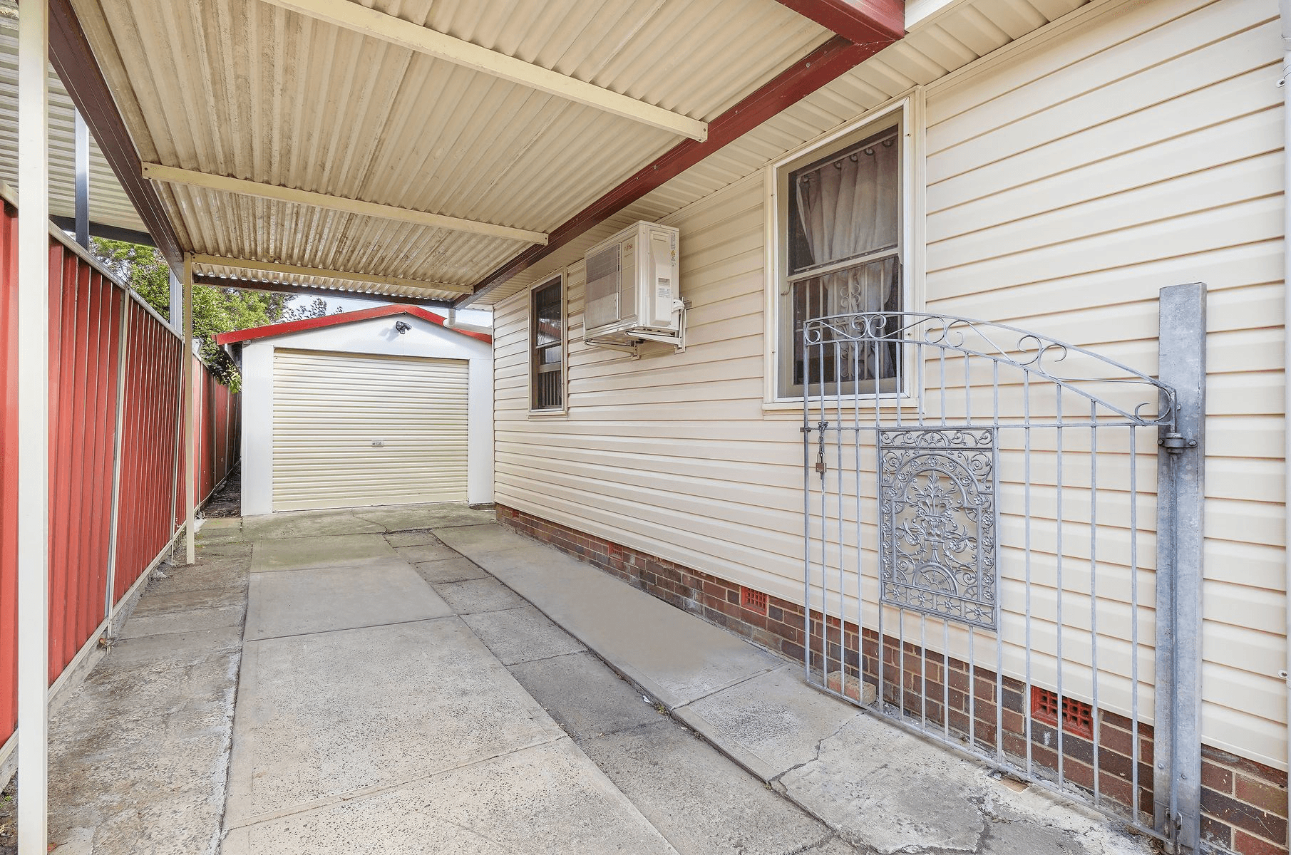 24 Adaminaby Street, HECKENBERG, NSW 2168