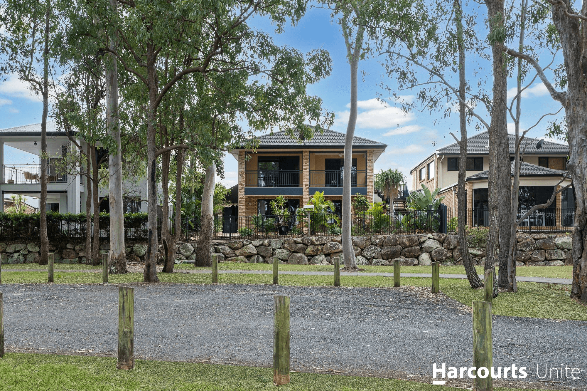 8 Warburton Street, MURRUMBA DOWNS, QLD 4503