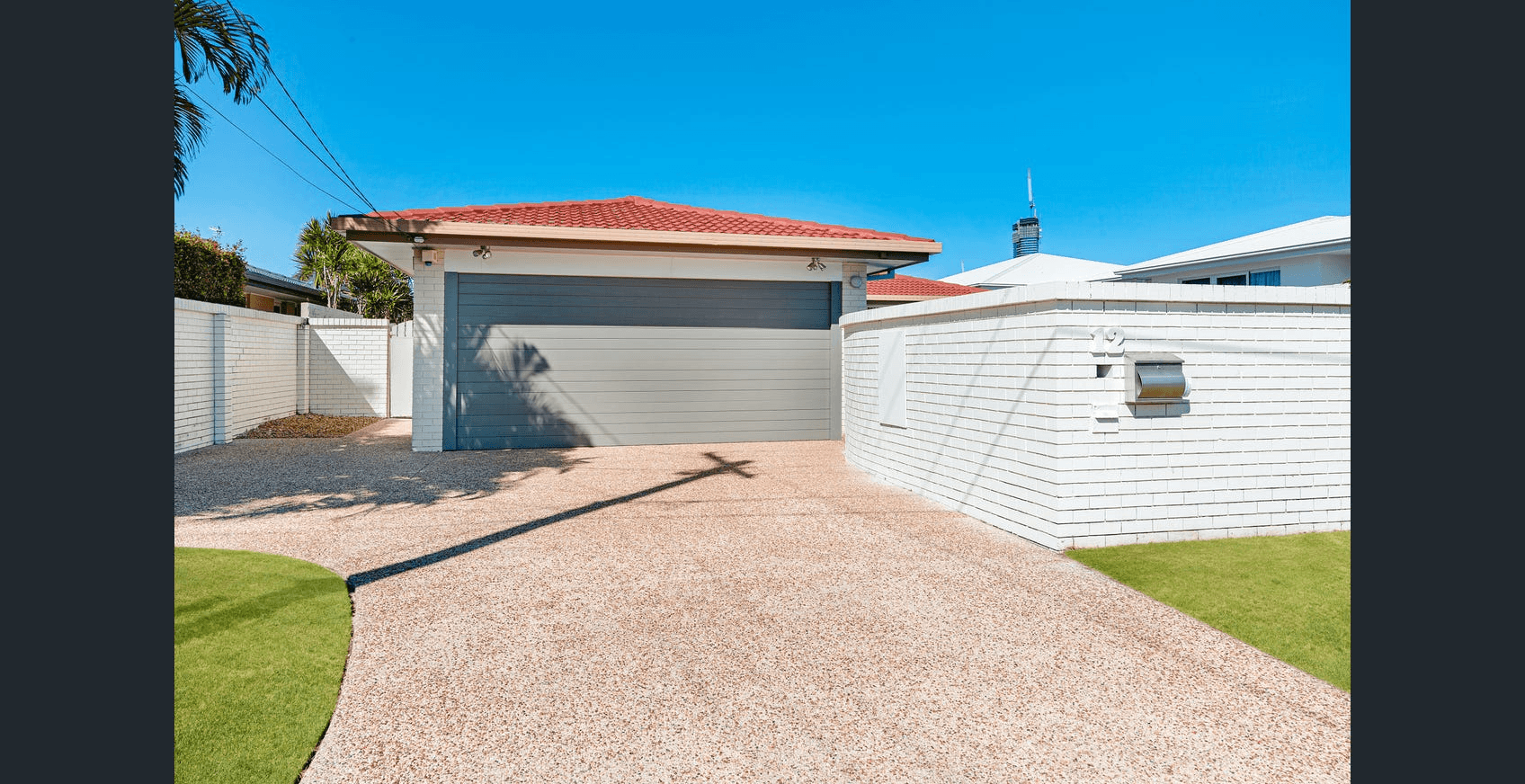 12 Andrea Avenue, BROADBEACH WATERS, QLD 4218