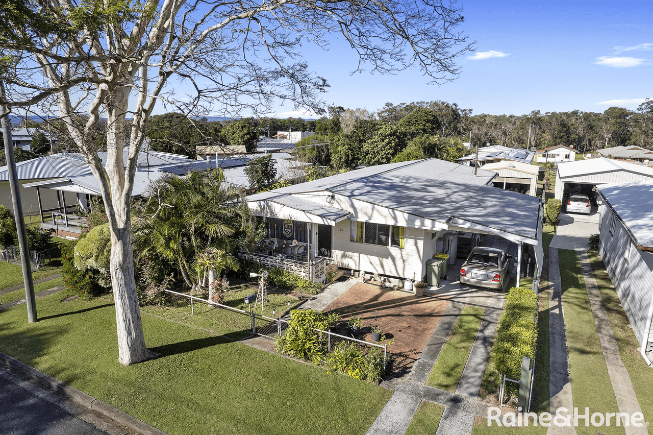 30 Tailor Street, TIN CAN BAY, QLD 4580
