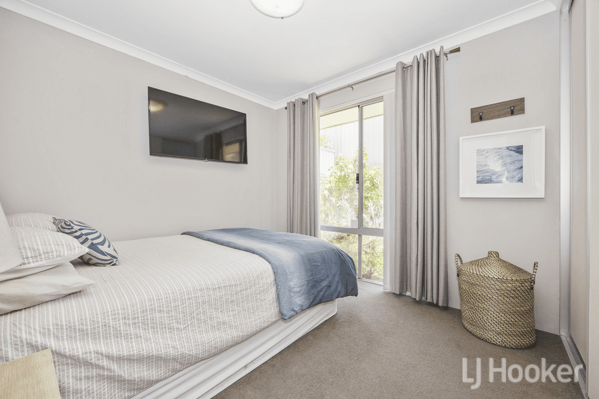 15 Explorer Street, YANCHEP, WA 6035