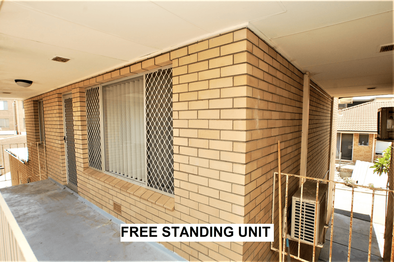 4/39 Delphine Avenue, DIANELLA, WA 6059