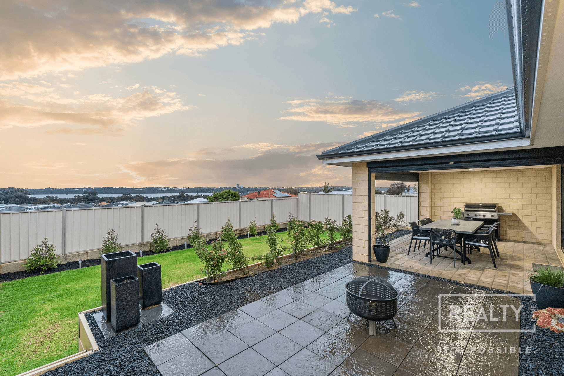 26 Capri Leone Way, Sinagra, WA 6065