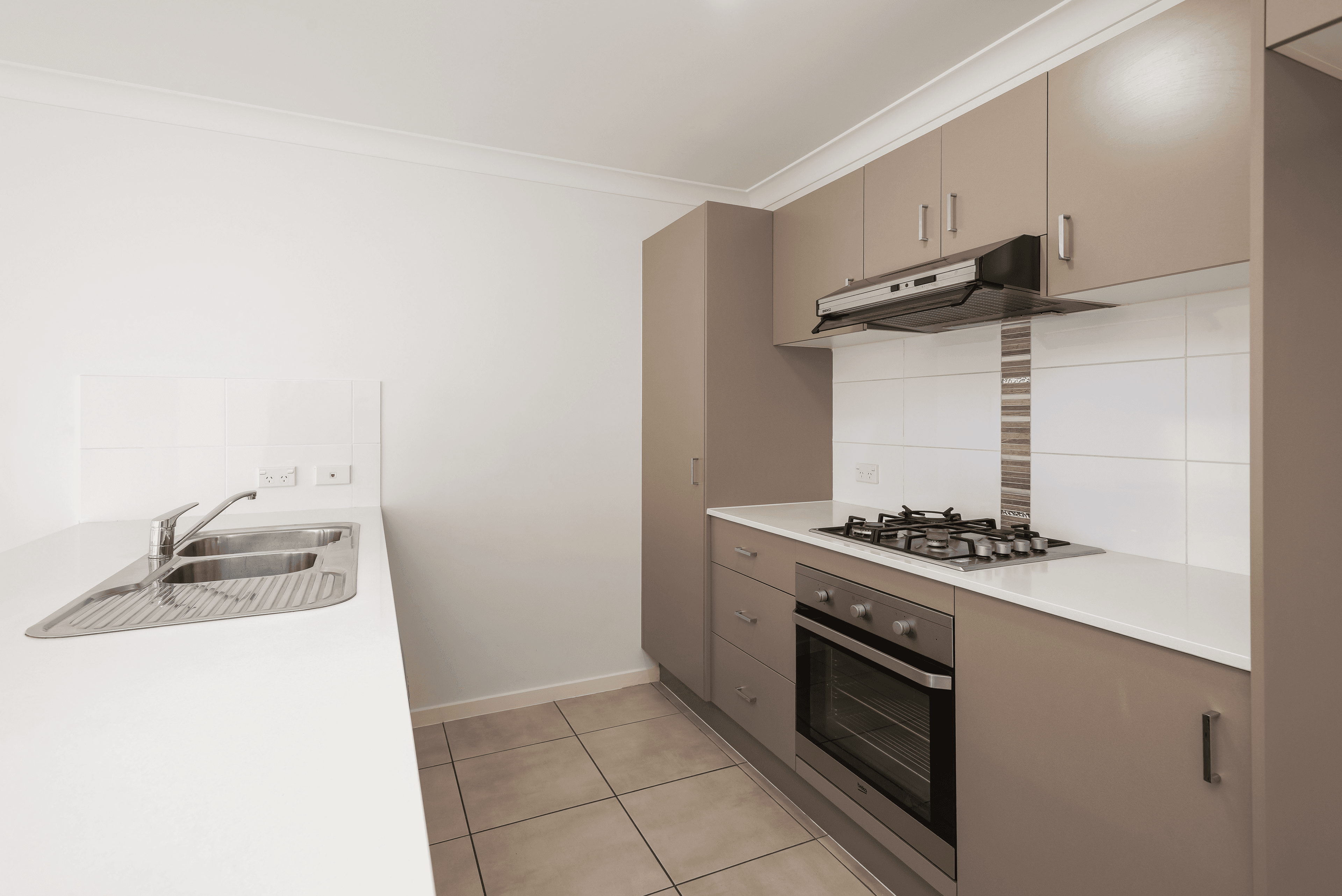 16 McVeigh Street, Pimpama, QLD 4209