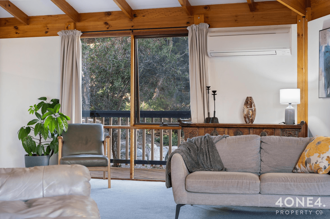 16 Clives Avenue, Old Beach, TAS 7017