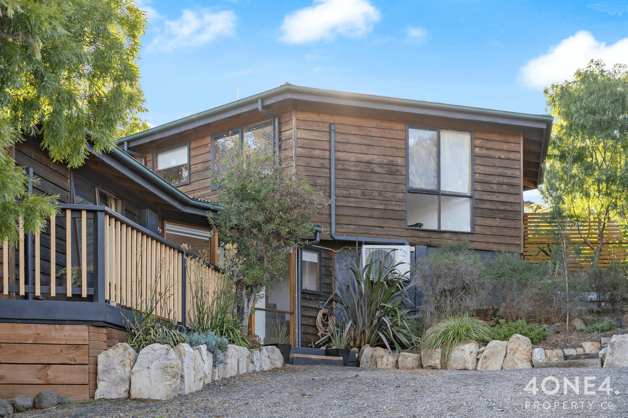 16 Clives Avenue, Old Beach, TAS 7017