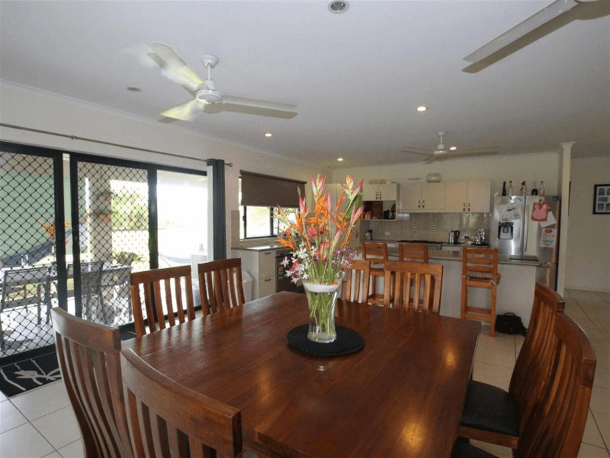 293 Gauci Road, Silkwood, QLD 4856