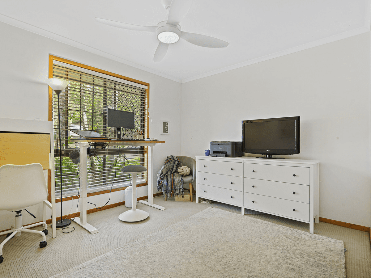 14  Calypso Court, EATONS HILL, QLD 4037