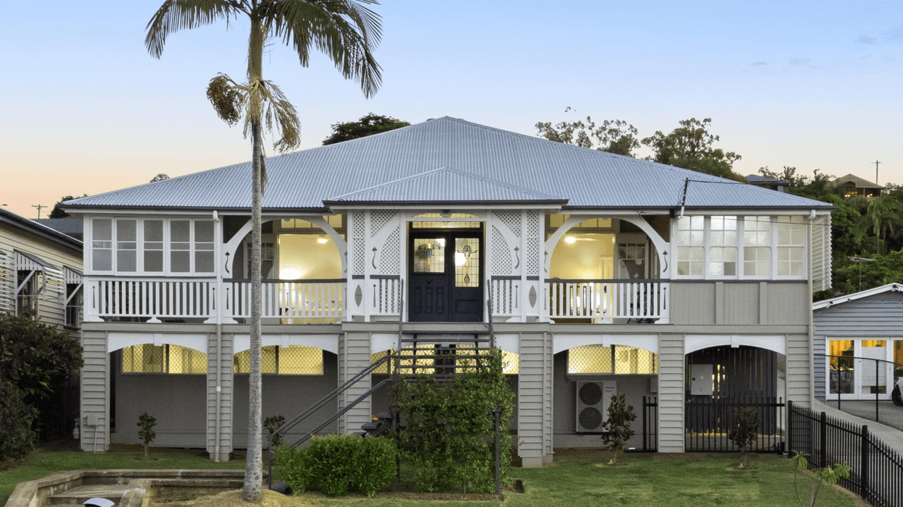 34 Roderick Street, IPSWICH, QLD 4305