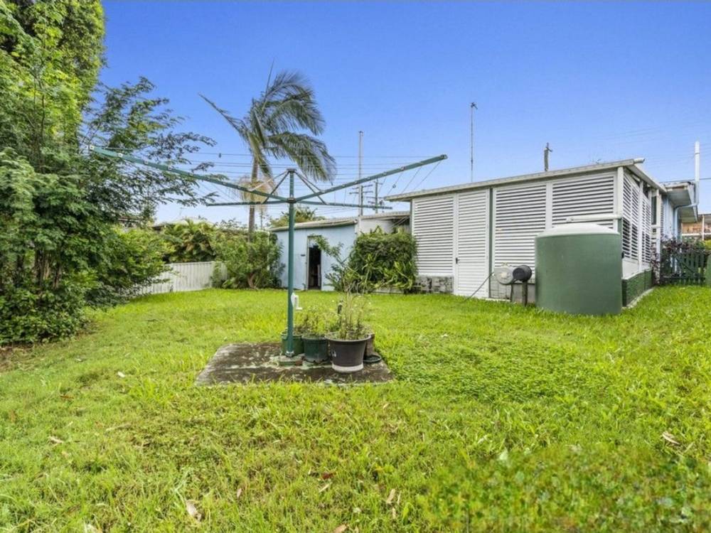 135 Turpin Road, LABRADOR, QLD 4215