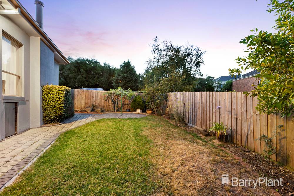 38 Strathconnan Place, Wheelers Hill, VIC 3150