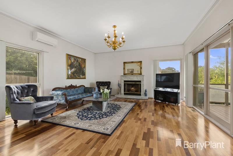 38 Strathconnan Place, Wheelers Hill, VIC 3150