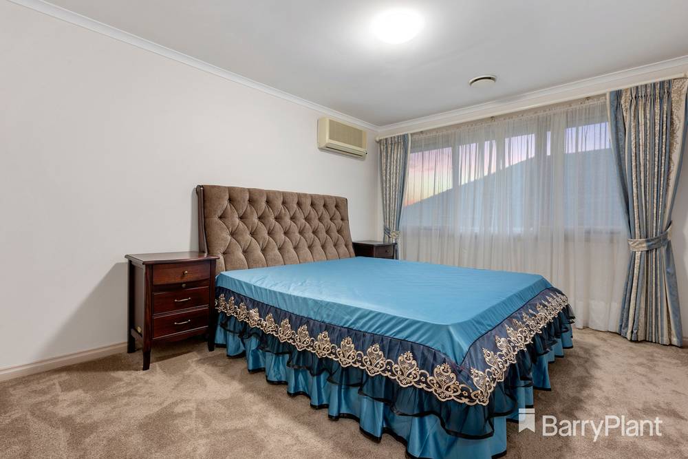 38 Strathconnan Place, Wheelers Hill, VIC 3150