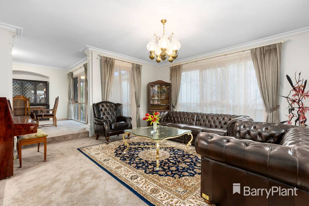 38 Strathconnan Place, Wheelers Hill, VIC 3150