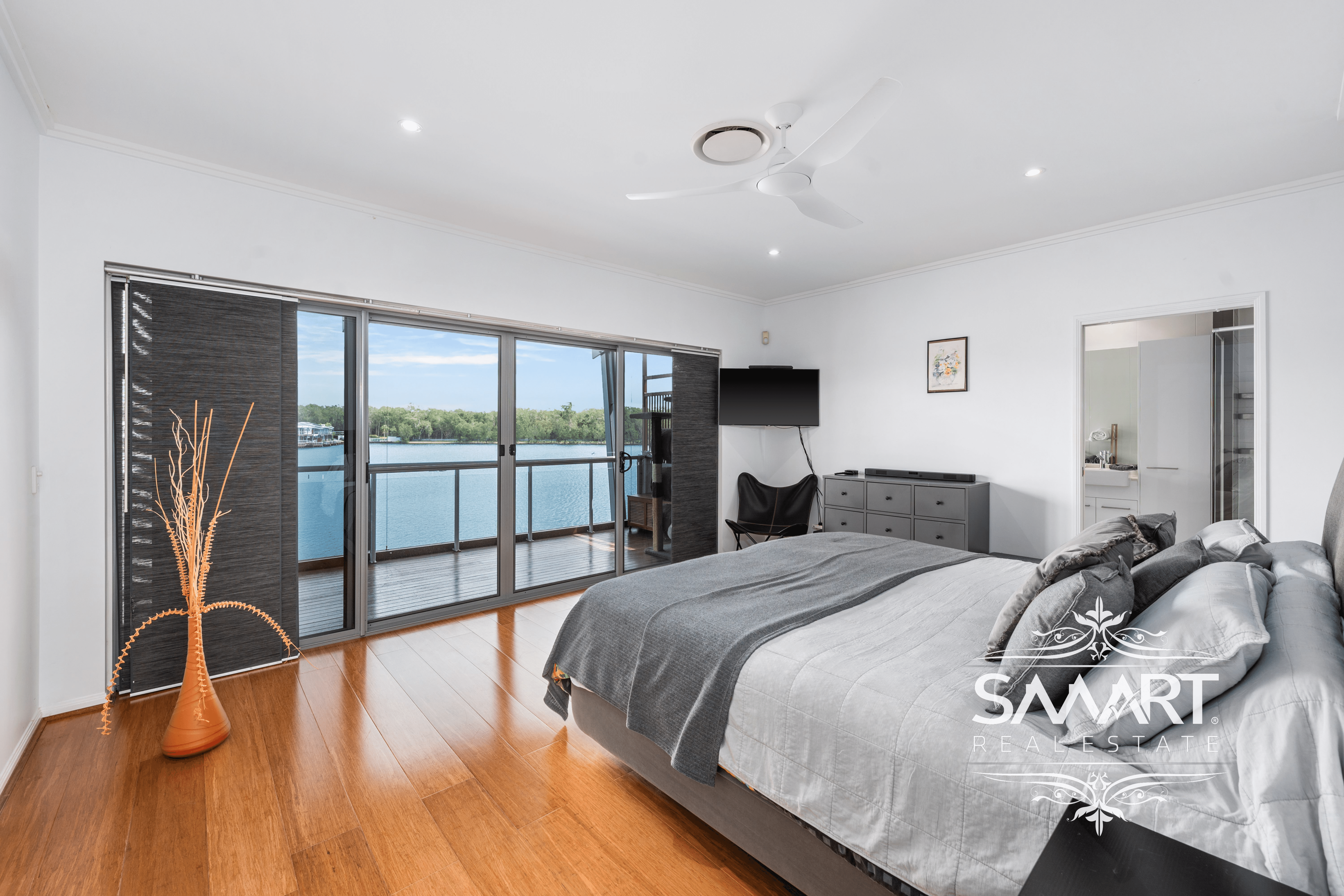 8/1 Manacor Place, COOMBABAH, QLD 4216