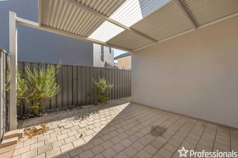 202A  Kent Street, ROCKINGHAM, WA 6168