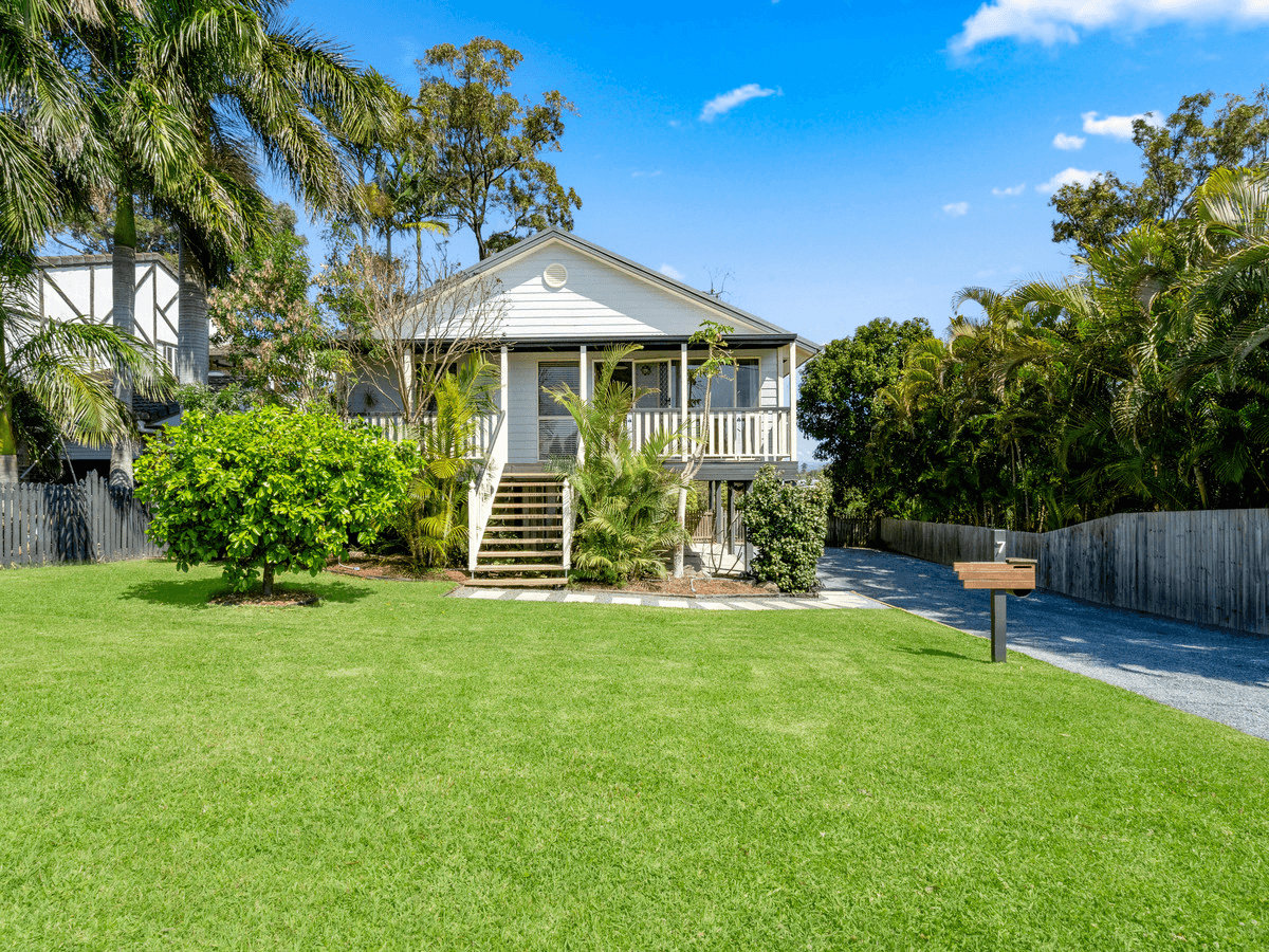 7 Tooraneedin Road, COOMERA, QLD 4209