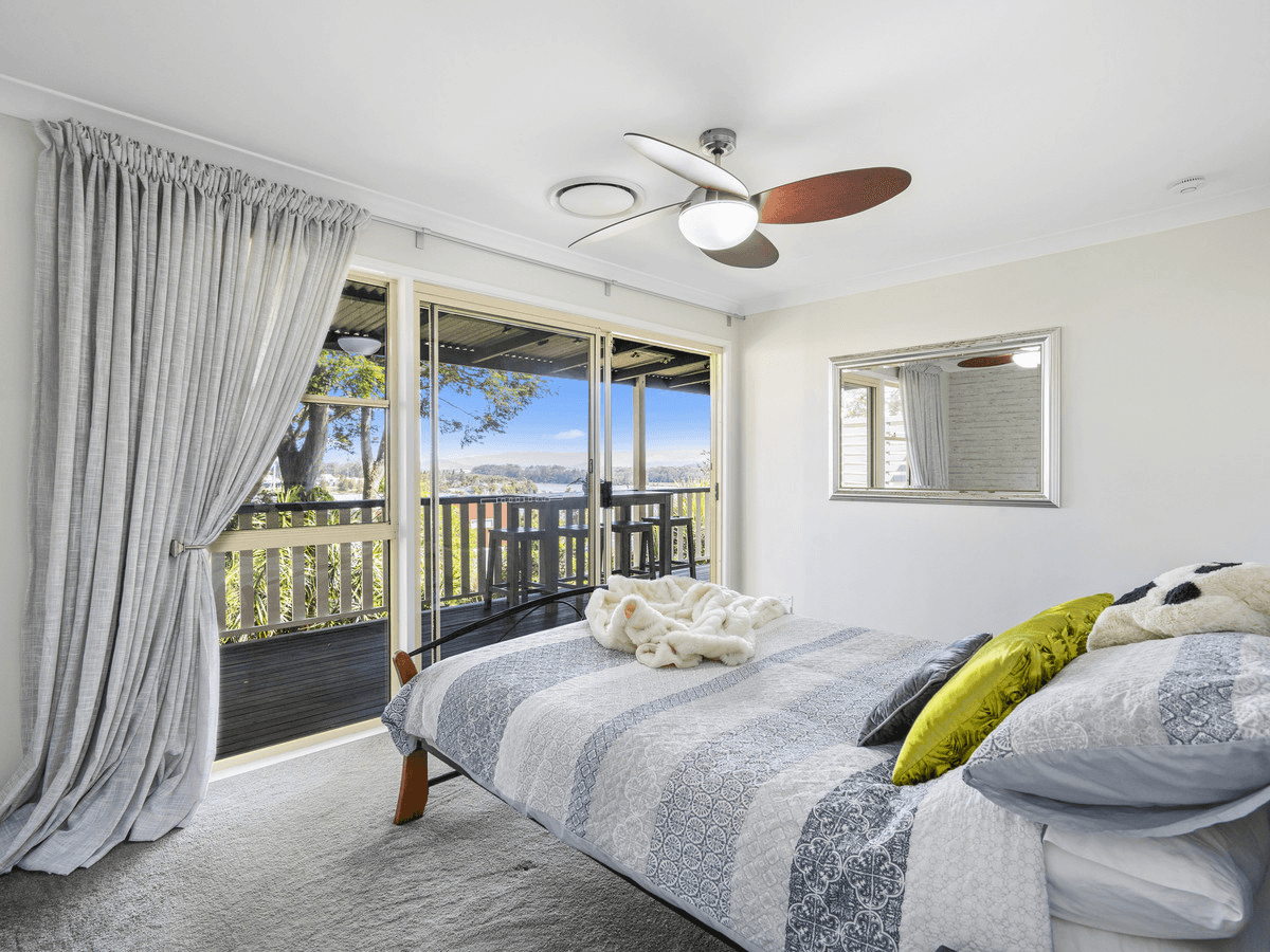 7 Tooraneedin Road, COOMERA, QLD 4209