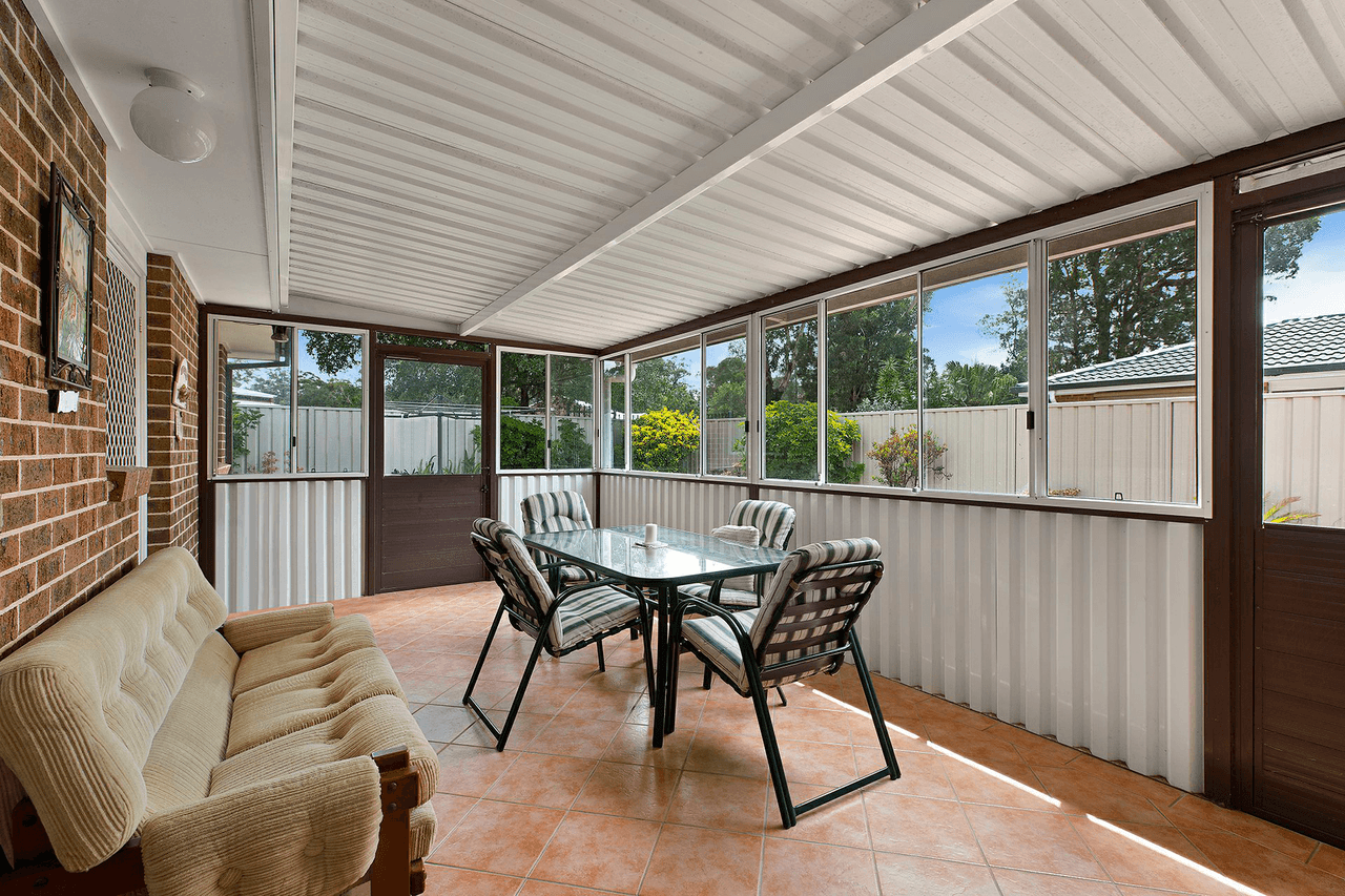 27 James Watt Drive, CHITTAWAY BAY, NSW 2261