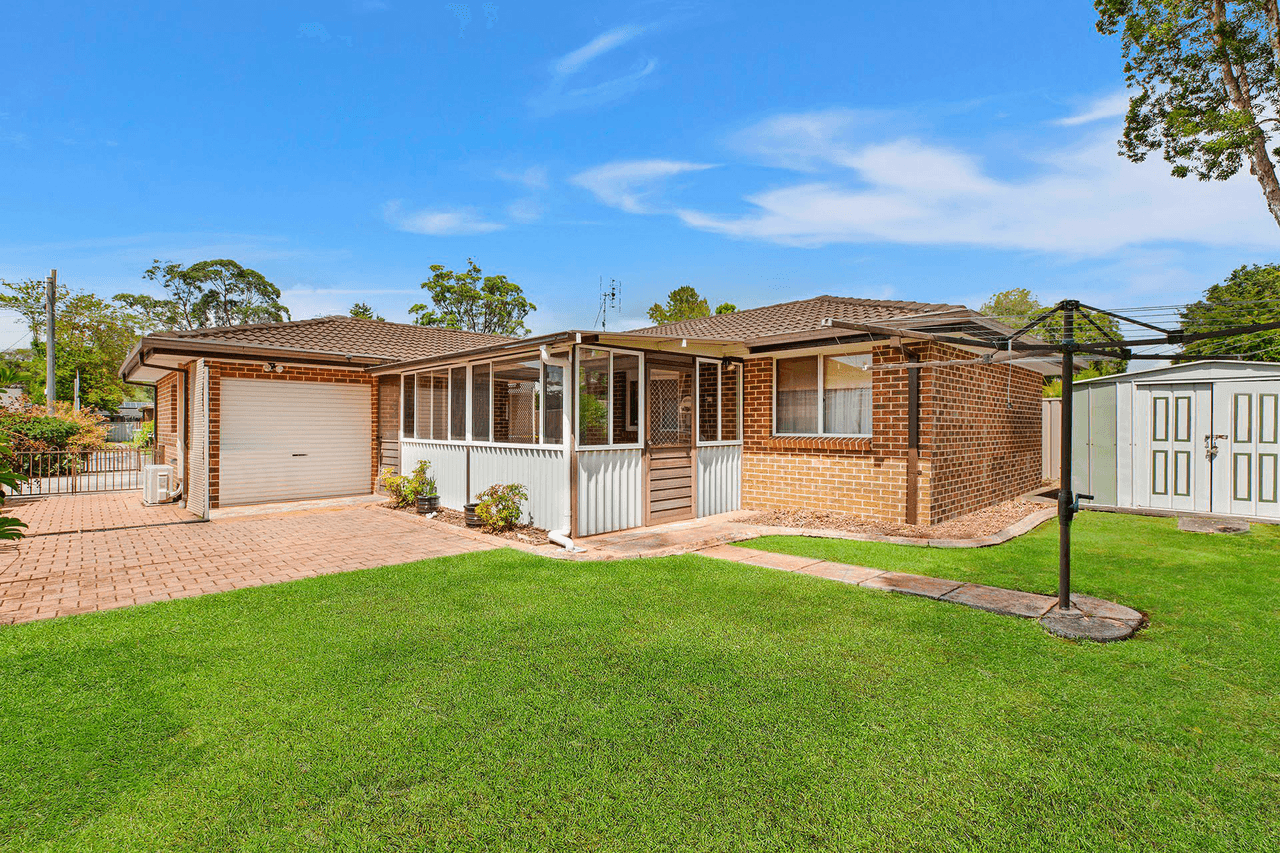 27 James Watt Drive, CHITTAWAY BAY, NSW 2261