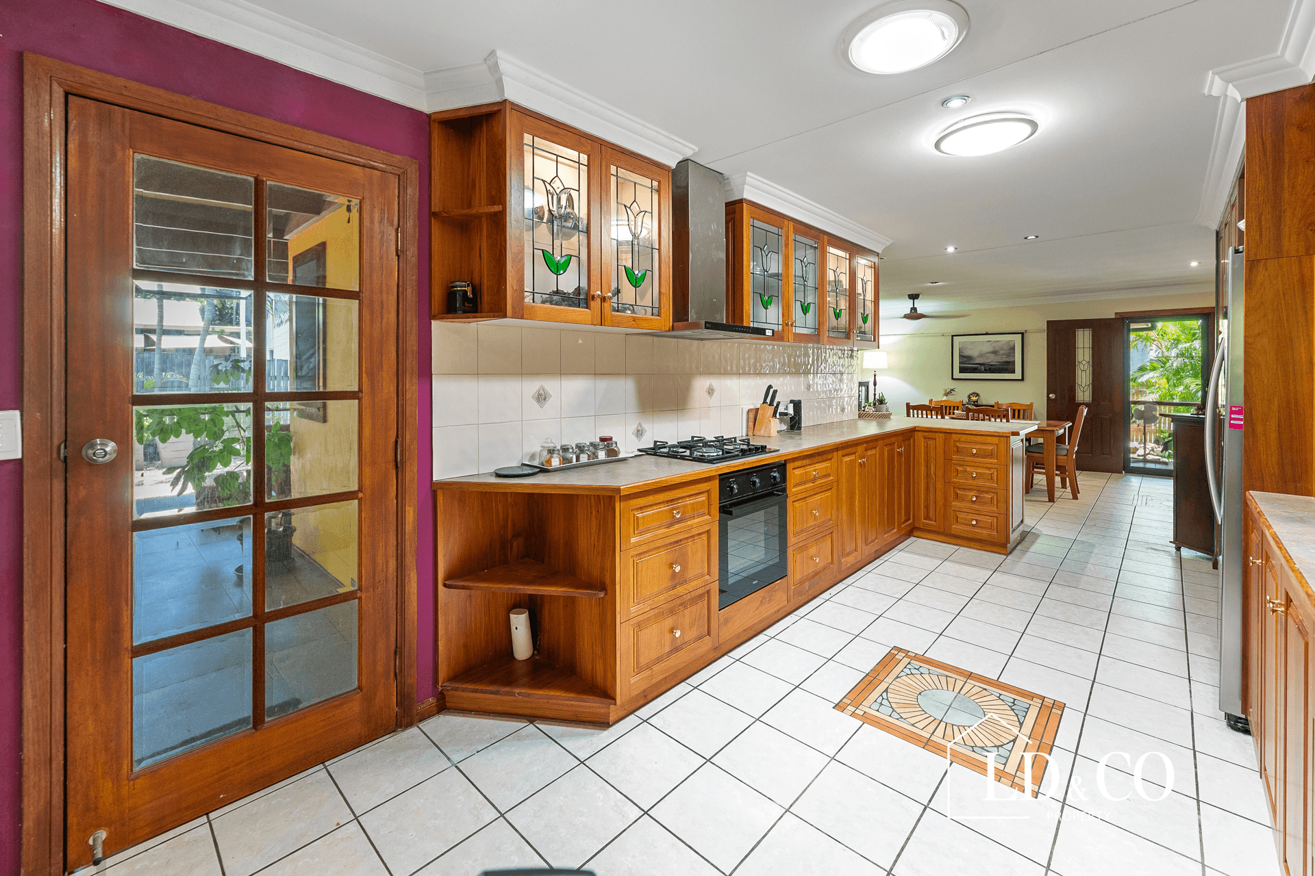 4 Swan Street, SLADE POINT, QLD 4740