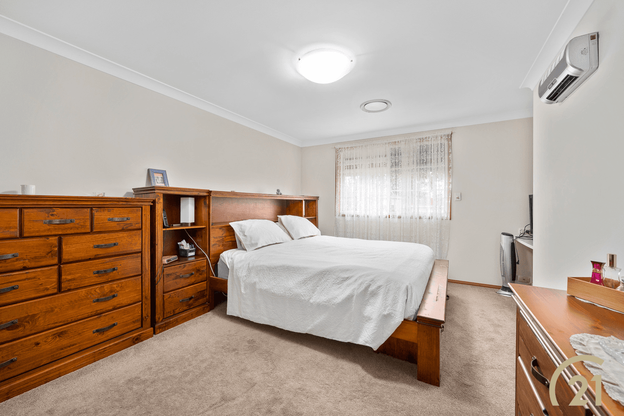 19 Coonawarra Street, Edensor Park, NSW 2176