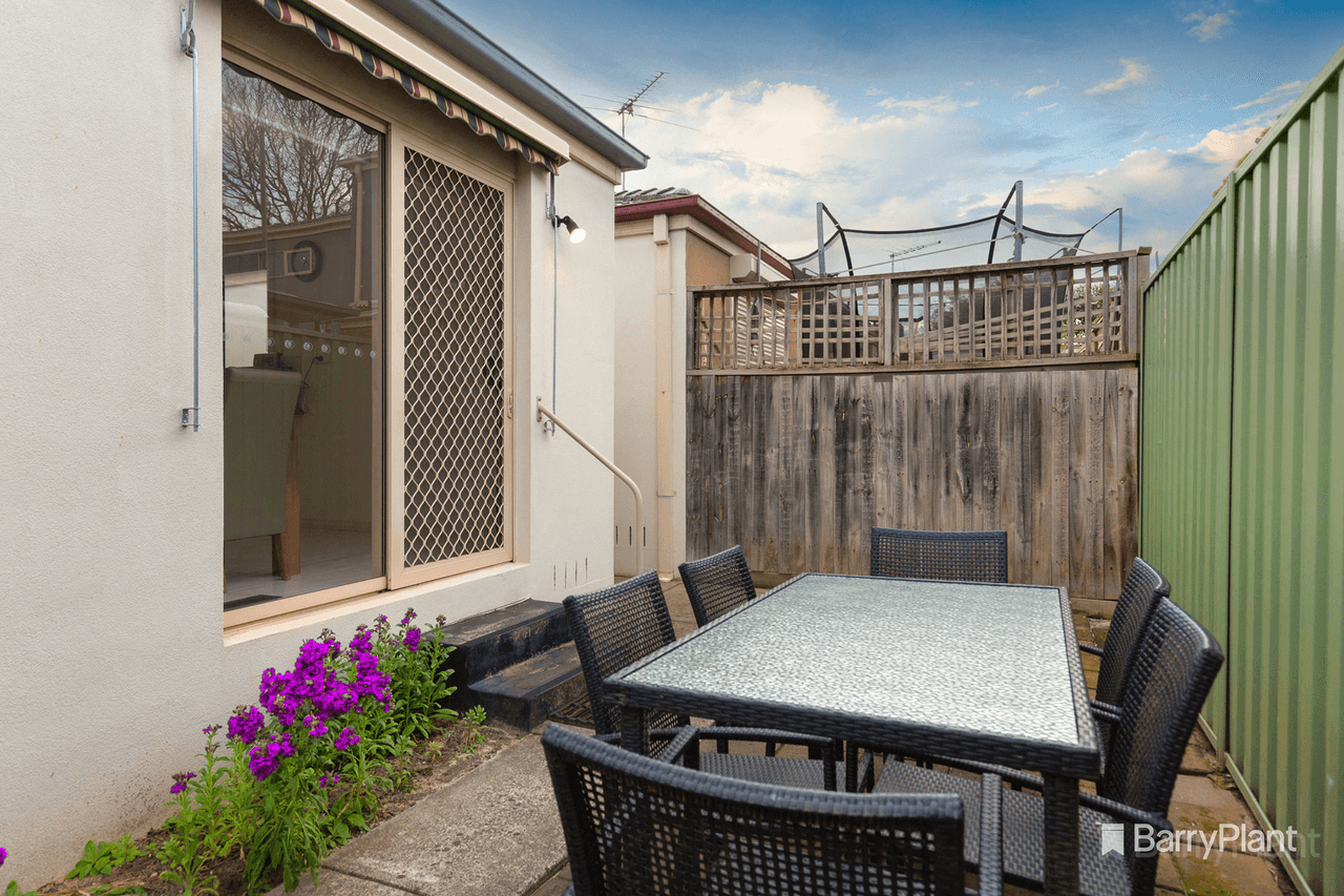 2/110 Buckley Street, Noble Park, VIC 3174