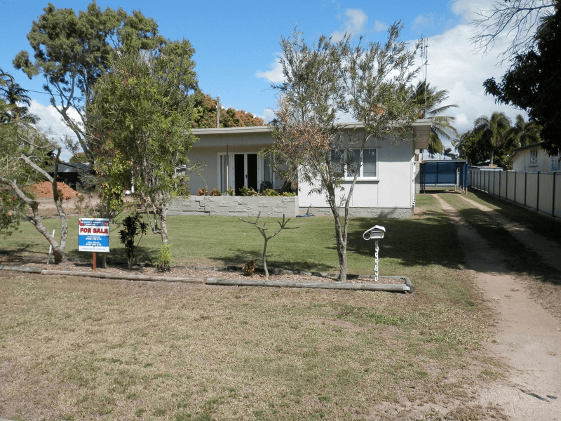 15 Dennis Street, Ayr, QLD 4807