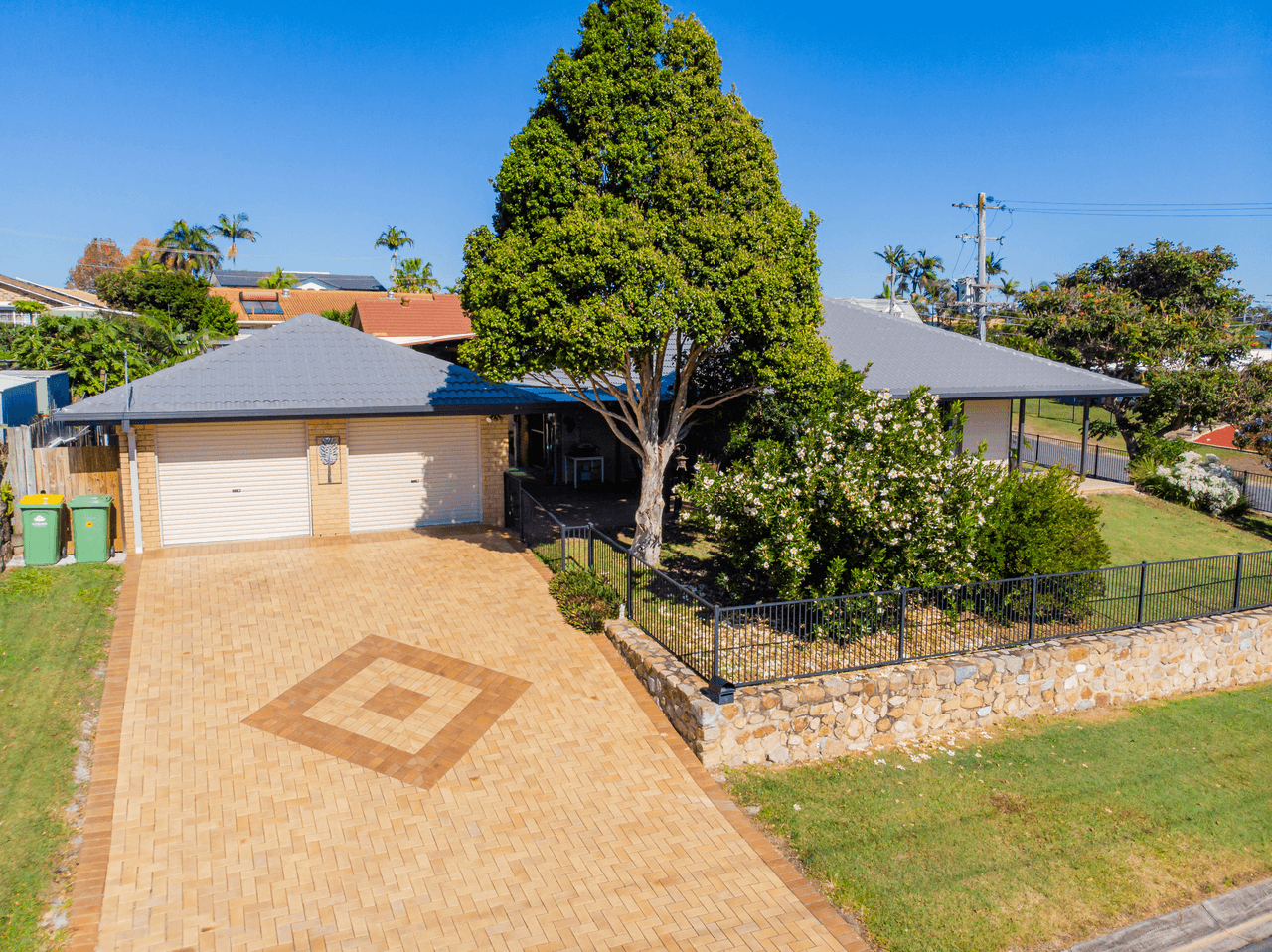 1 Epson Court, DAISY HILL, QLD 4127