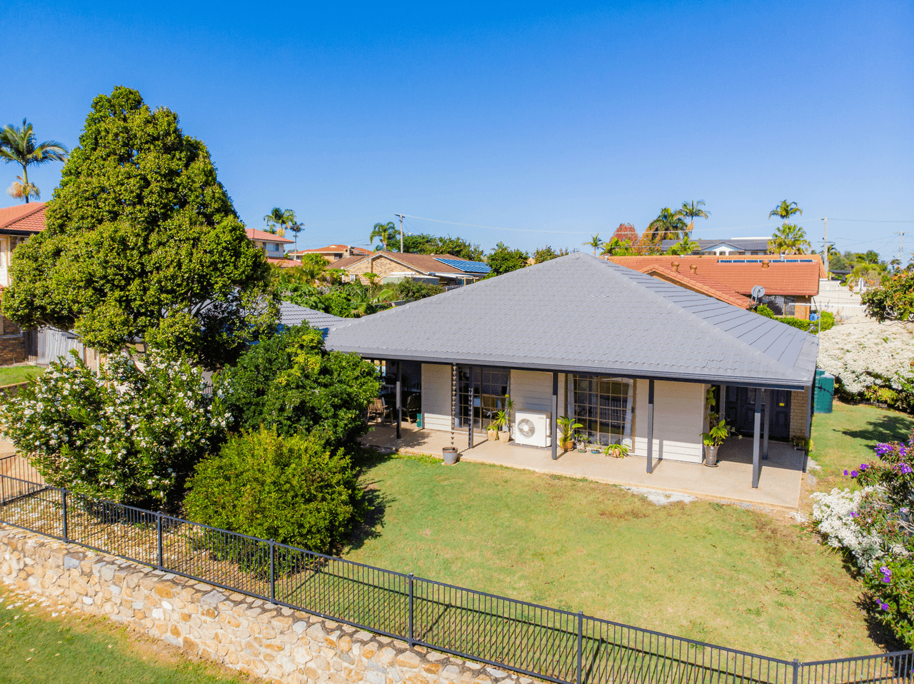 1 Epson Court, DAISY HILL, QLD 4127