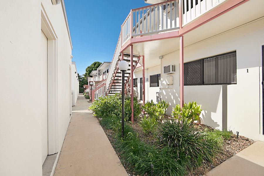 3/4-6  Welsh Street, ROSSLEA, QLD 4812