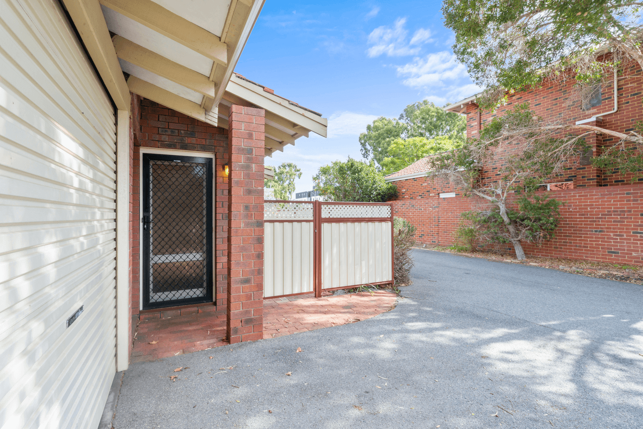 11/60  Cranford Avenue, MOUNT PLEASANT, WA 6153