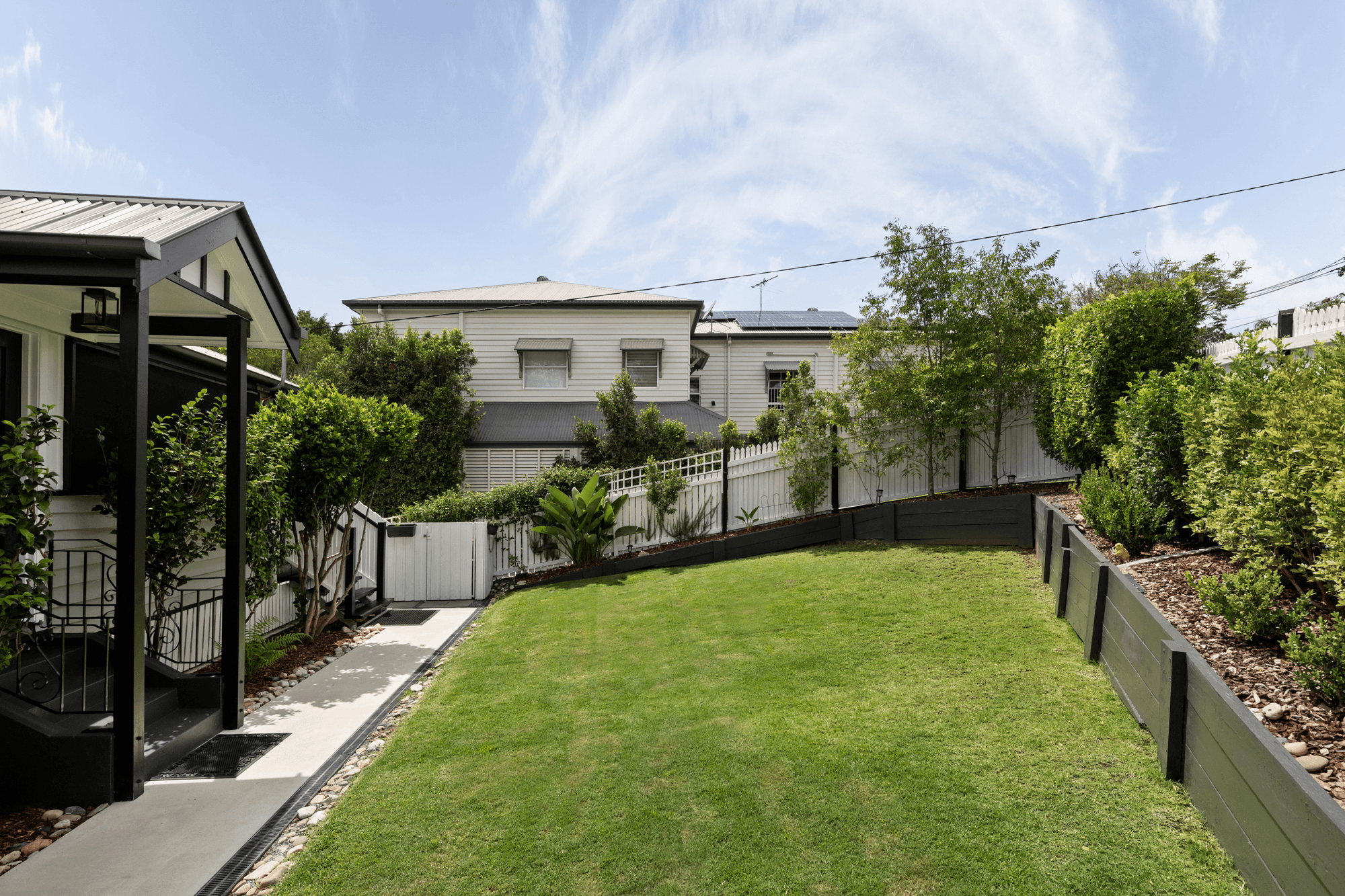 77 Northam Avenue, BARDON, QLD 4065