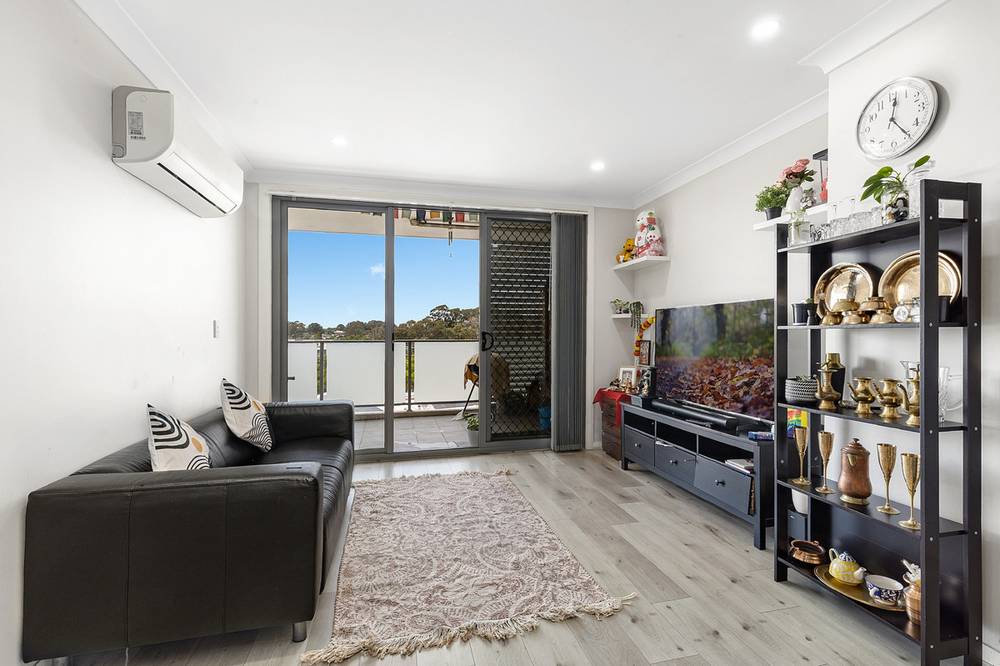 202/8 Cornelia Road, Toongabbie, NSW 2146