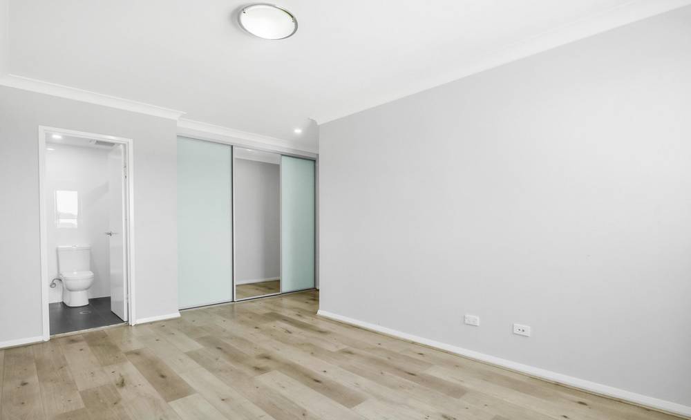 202/8 Cornelia Road, Toongabbie, NSW 2146