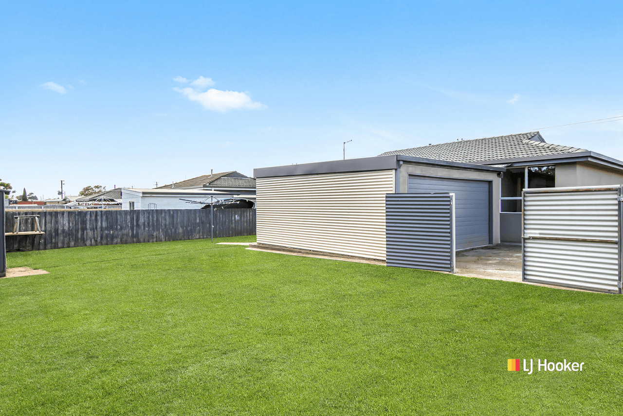 33 William Street, DEVONPORT, TAS 7310