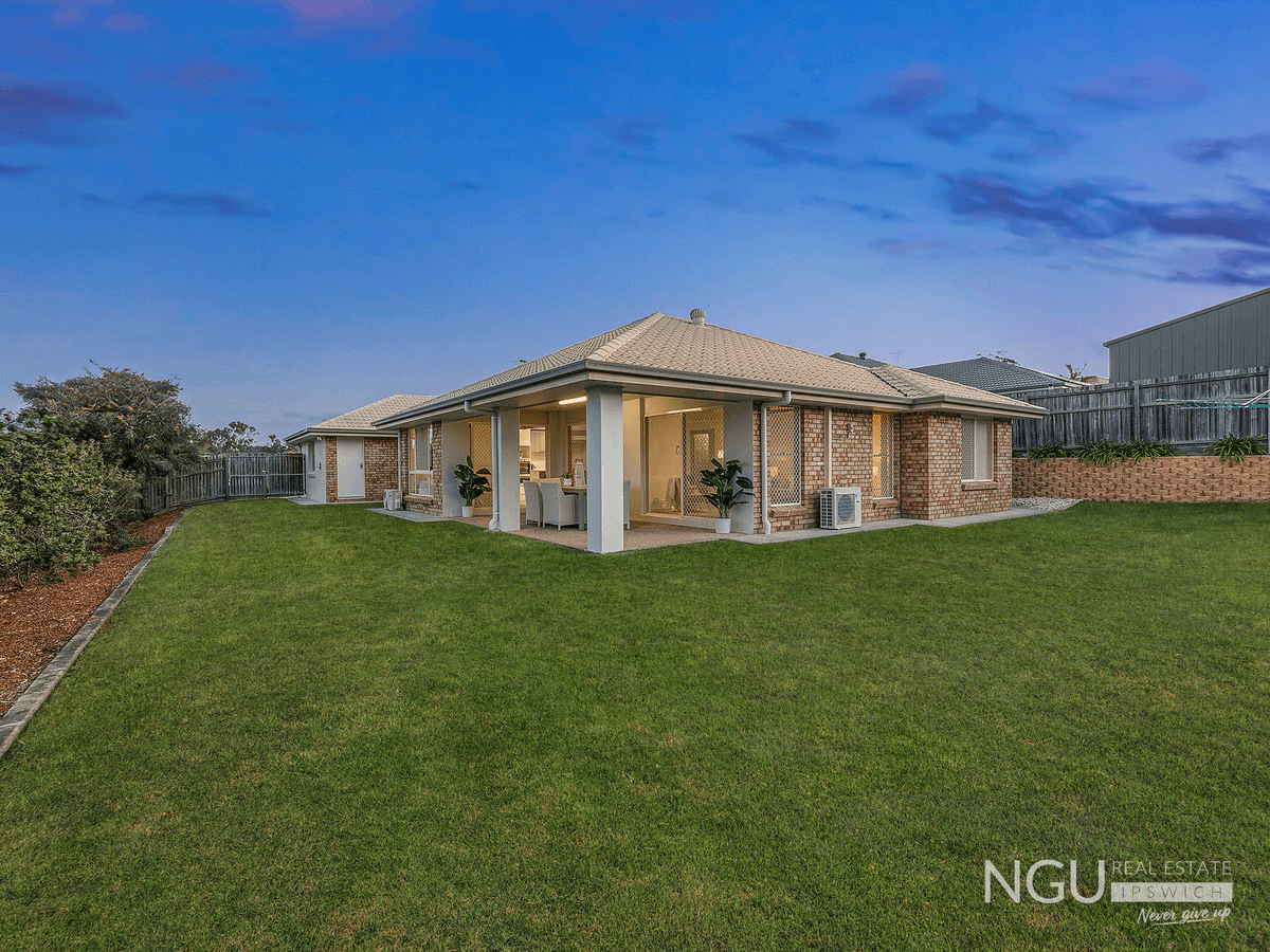 3 Harrison Grove, Deebing Heights, QLD 4306