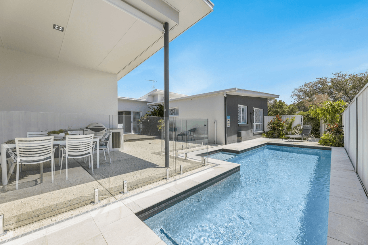 38 Pembroke Avenue, PELICAN WATERS, QLD 4551