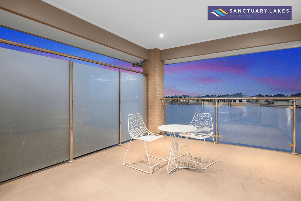 14 Watersedge Cove, SANCTUARY LAKES, VIC 3030