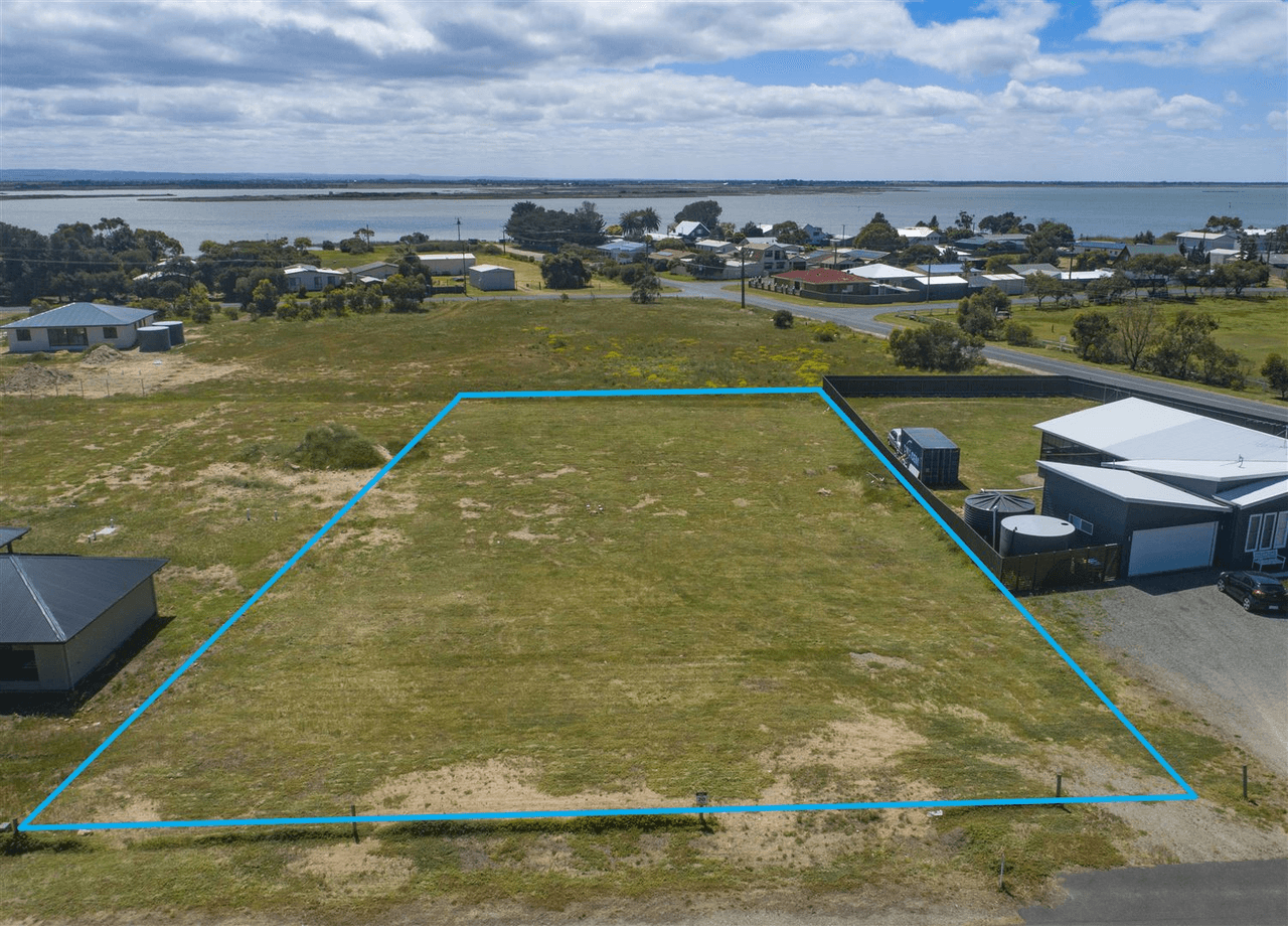 4 Collet Drive, HINDMARSH ISLAND, SA 5214